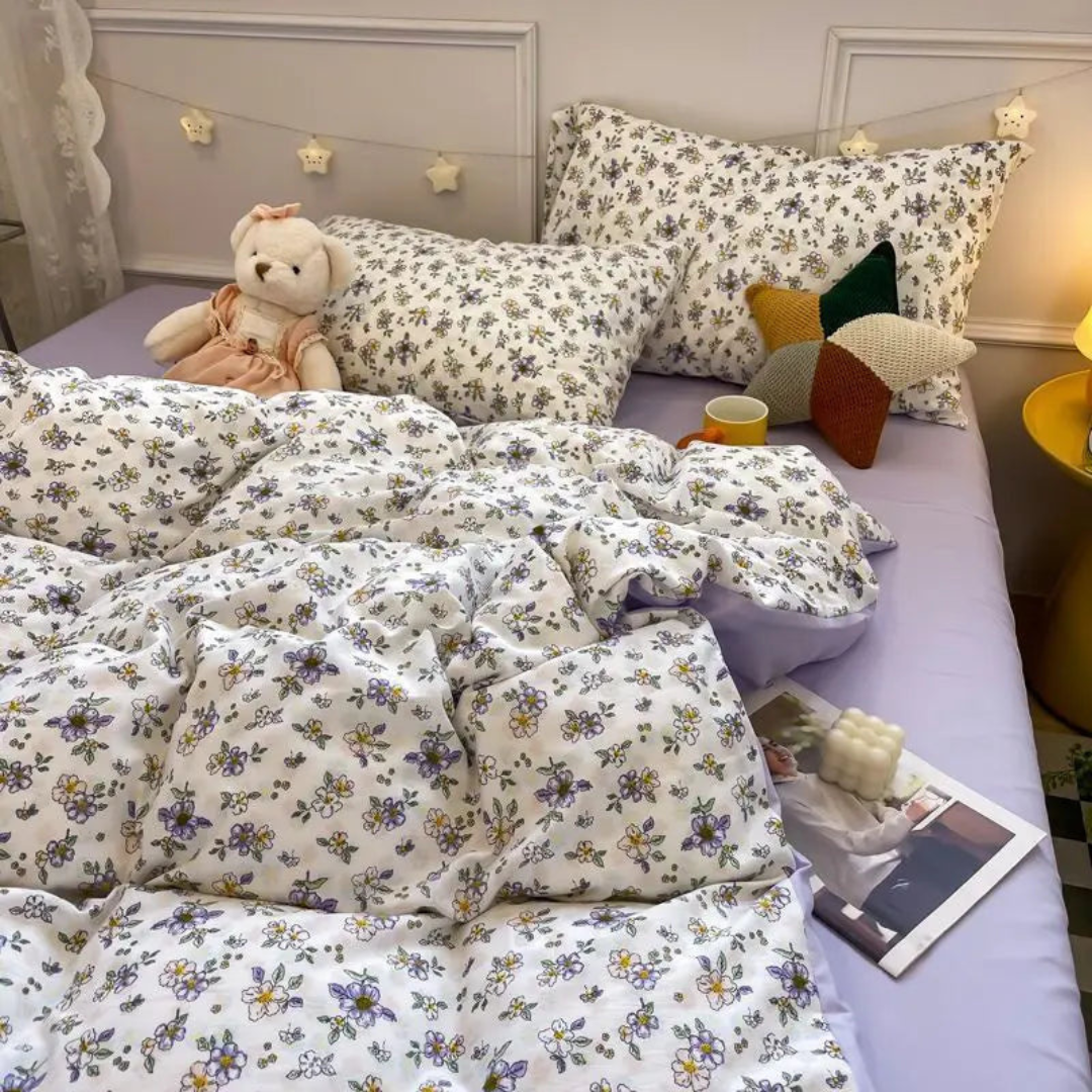 BowLift | Soft Floral Comforter Cover for Elegant Bedroom Decor