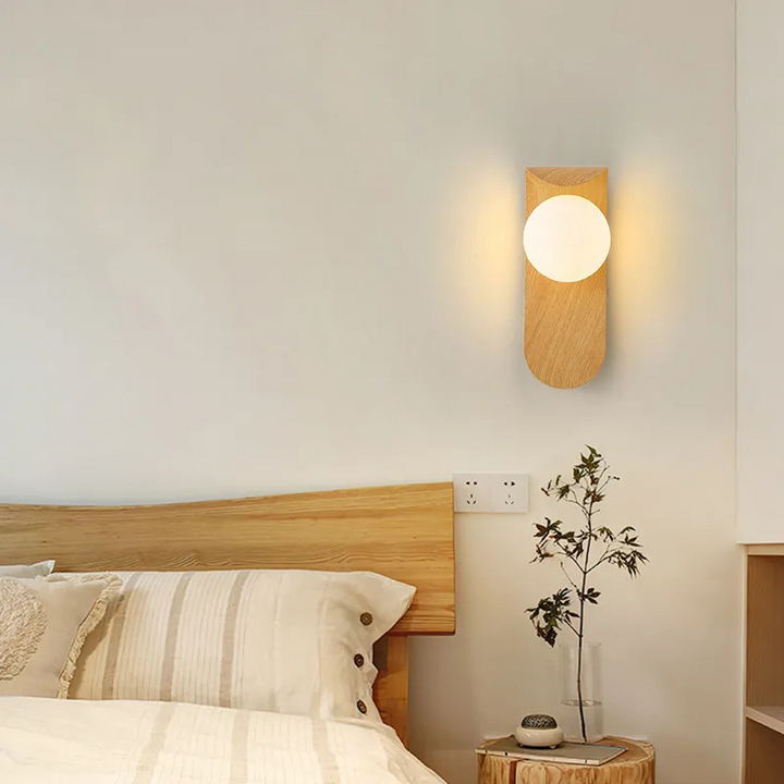 BowLift | LuxeWood – Chic Walnut Wall Lamp for Unique Ambiances