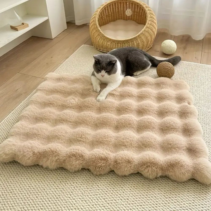 BowLift | Luxury Faux Fur Pet Mat