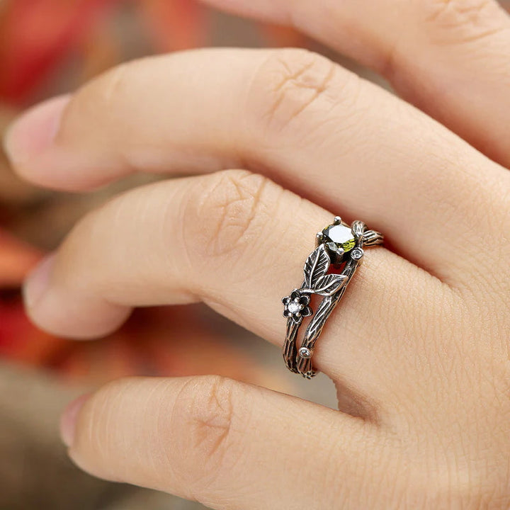 BowLift | Vintage Leaf Ring