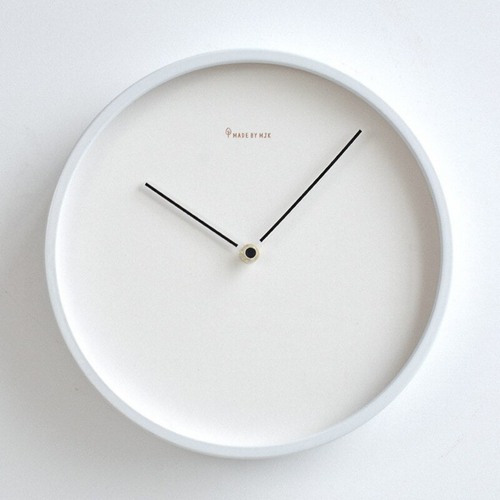 BowLift | Veyra – Minimalist Scandinavian Wall Clock | Modern Nordic Design