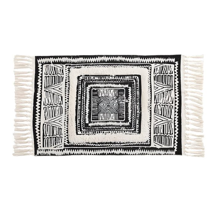 BowLift | Black and White Geometric Tassel Floor Mat