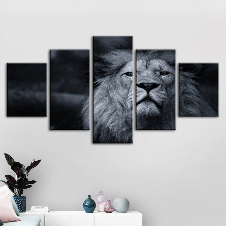 5 Piece Grayscale Concerned Lion - Canvas Wall Art Painting | Bowlift