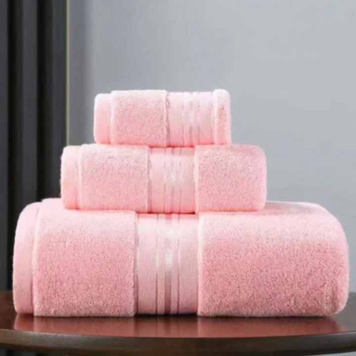 BowLift | LuxeCloud Egyptian Cotton Towel Set for Soft Comfort