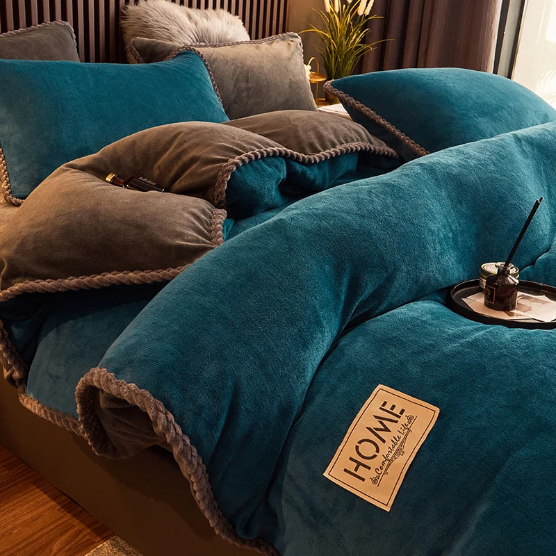 BowLift | PlushHaven Luxe Velvet Duvet Cover Set – Kingsize Warmth & Comfort