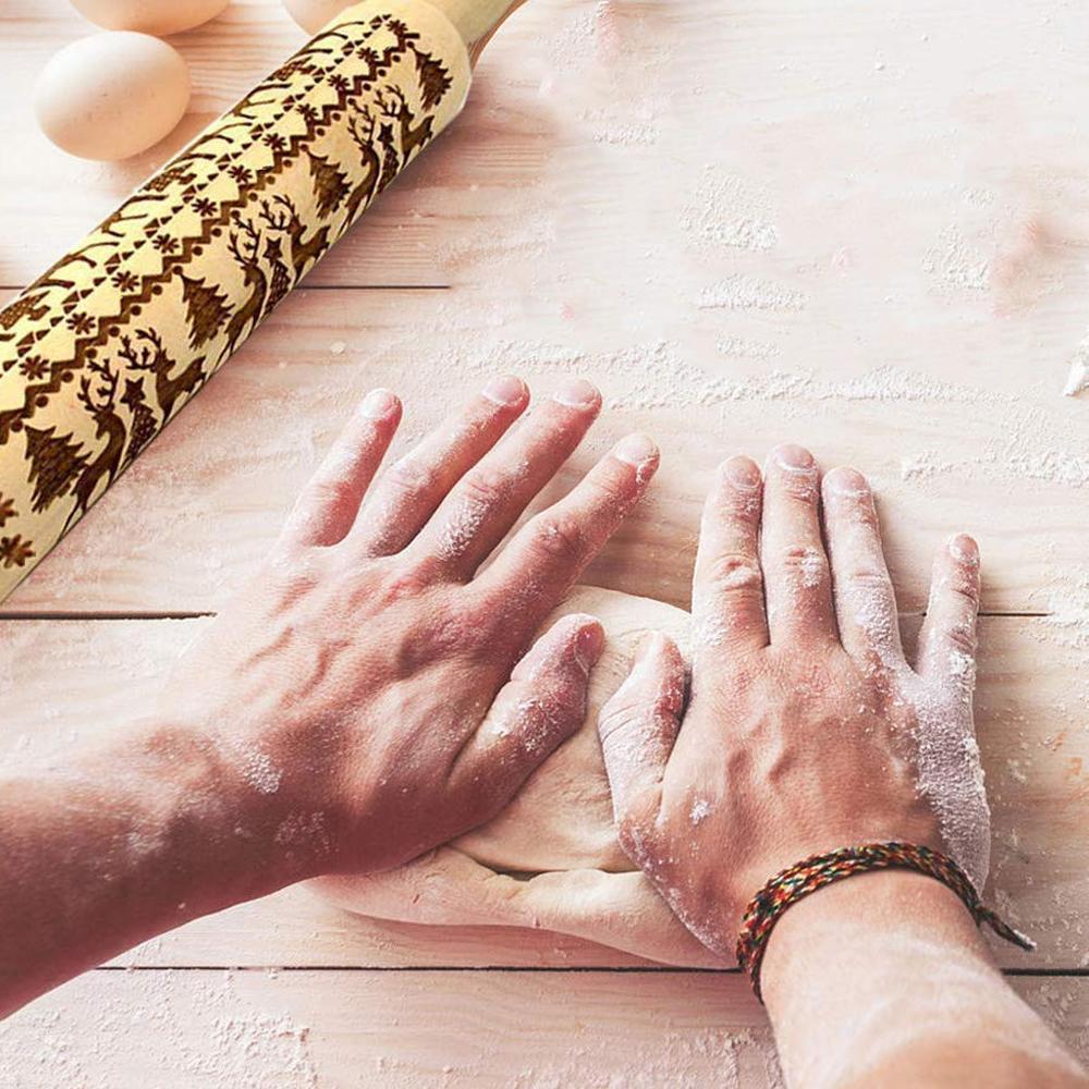 Christmas Embossing Rolling Pin | Bowlift