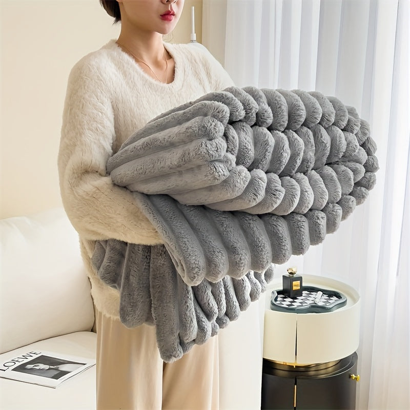 LuxFaux – Luxury Rabbit Fur Blanket for Ultimate Comfort Bowlift
