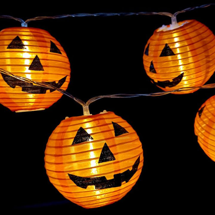 BowLift | PumpkinBlaze String Lights — Transform your Halloween night into a magical sea of lights that captivates all eyes!
