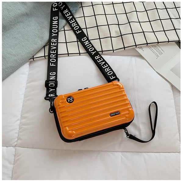 BowLift | Crossbody Bag Hard Shell Compact Shoulder Case