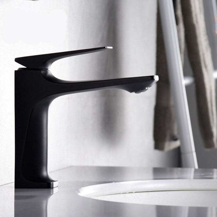 BowLift | Glam Centerset Faucet Pure Color Sink Faucet for the Bathroom