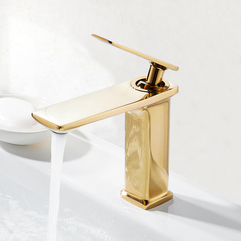 BowLift | Single Hole Sink Faucet 6.69" H Modern Luxury Sink Faucet