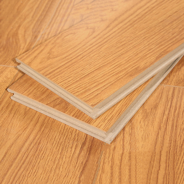 BowLift | Contemporary Laminate Floor Light Color Wood Laminate Floor
