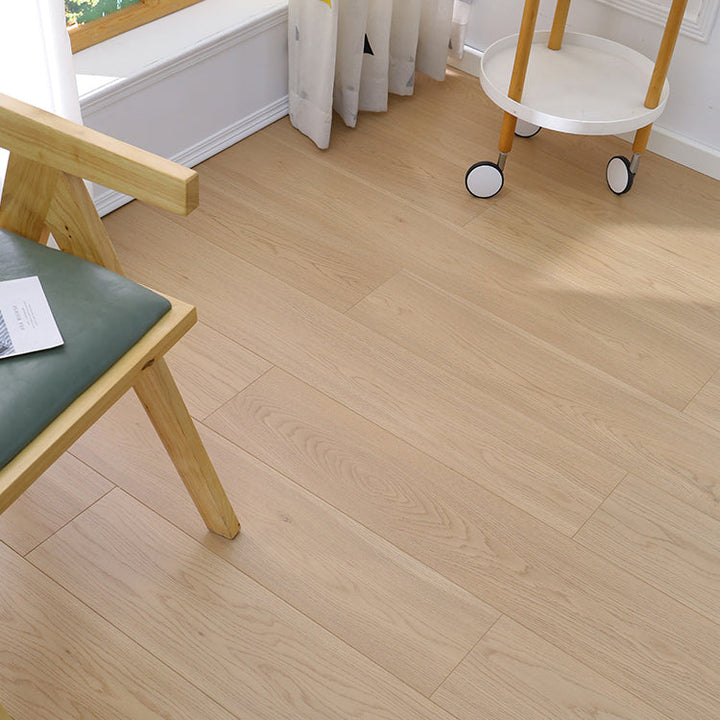 BowLift | Contemporary Laminate Floor Light Color Wood Laminate Floor