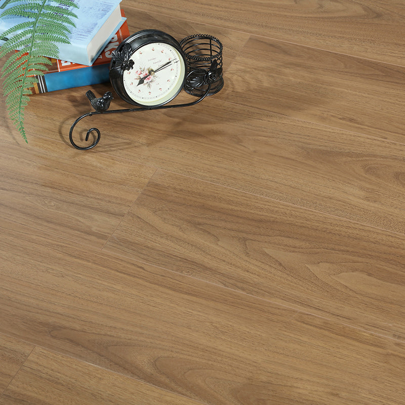 BowLift | Contemporary Laminate Floor Light Color Wood Laminate Floor