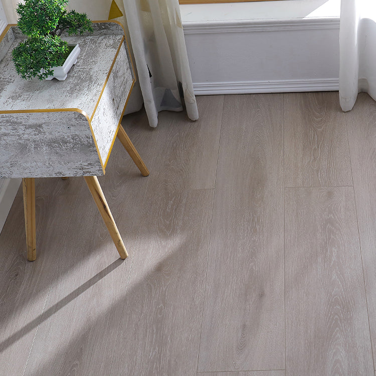 BowLift | Contemporary Laminate Floor Light Color Wood Laminate Floor