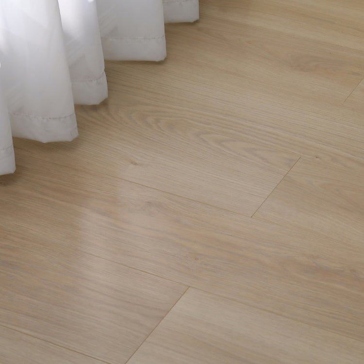 BowLift | Contemporary Laminate Floor Light Color Wood Laminate Floor