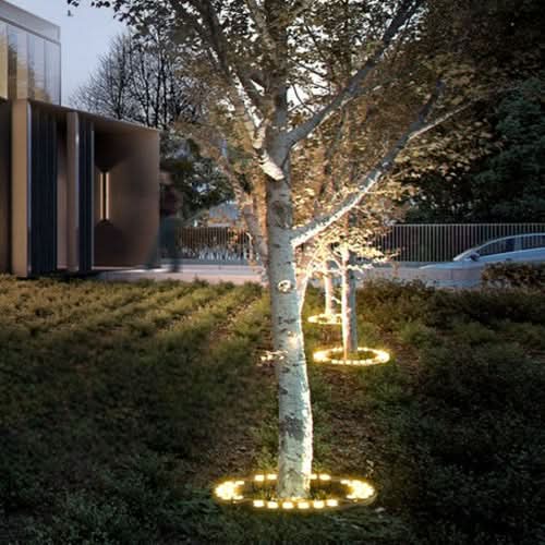 BowLift | Warm White Outdoor LED Tree Uplight