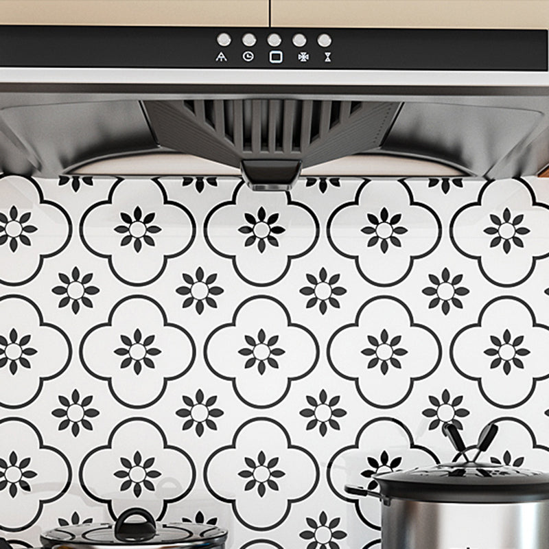 BowLift | Modern Peel & Stick Field Tiles Plastic Rectangular Grid 5-Pack Wallpaper for the Kitchen
