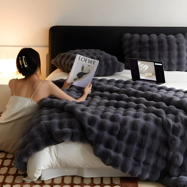 BowLift | Luxurious Fluff Bubble - Blanket for Ultimate Comfort