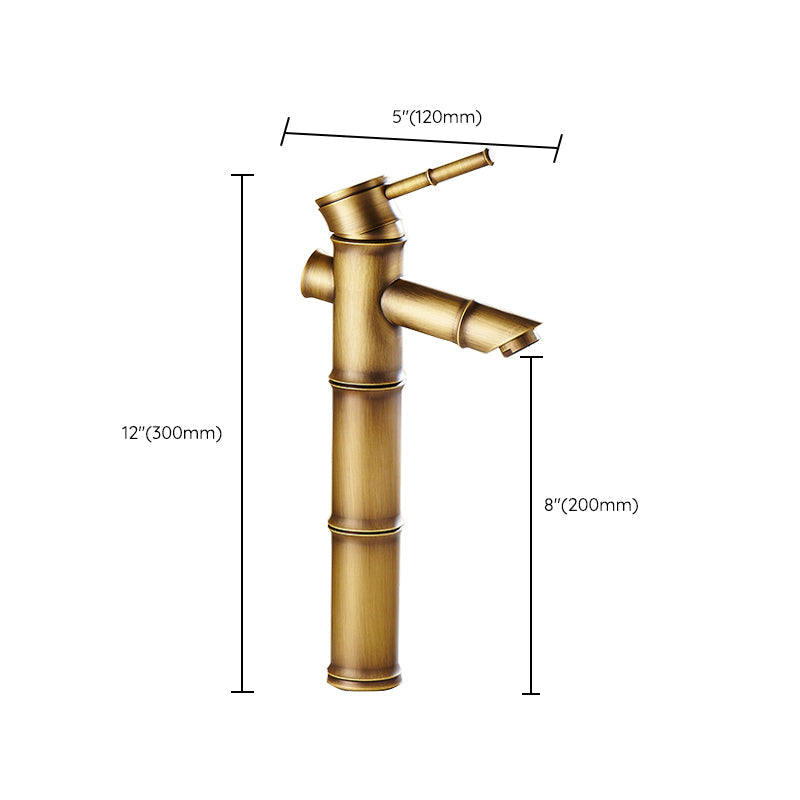 BowLift | Country style single hole basin faucet with a lever handle