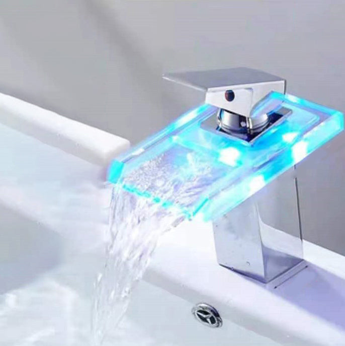 BowLift | Single-Handle Basin Faucet 1-Hole Widely Used Bathroom Sink Faucet with LED Lighting