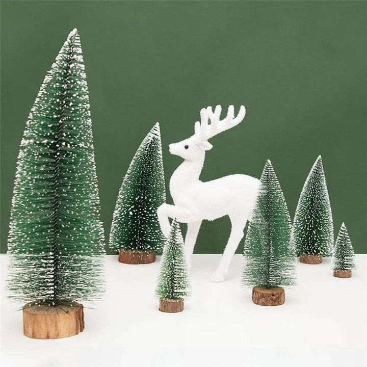 BowLift | Christmas pine needle tree decoration