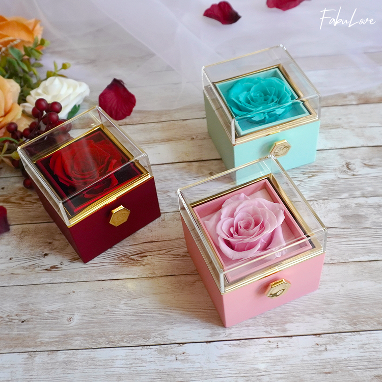BowLift | [Ideal Gift] Eternal Rose Box - With engraved necklace & artificial rose