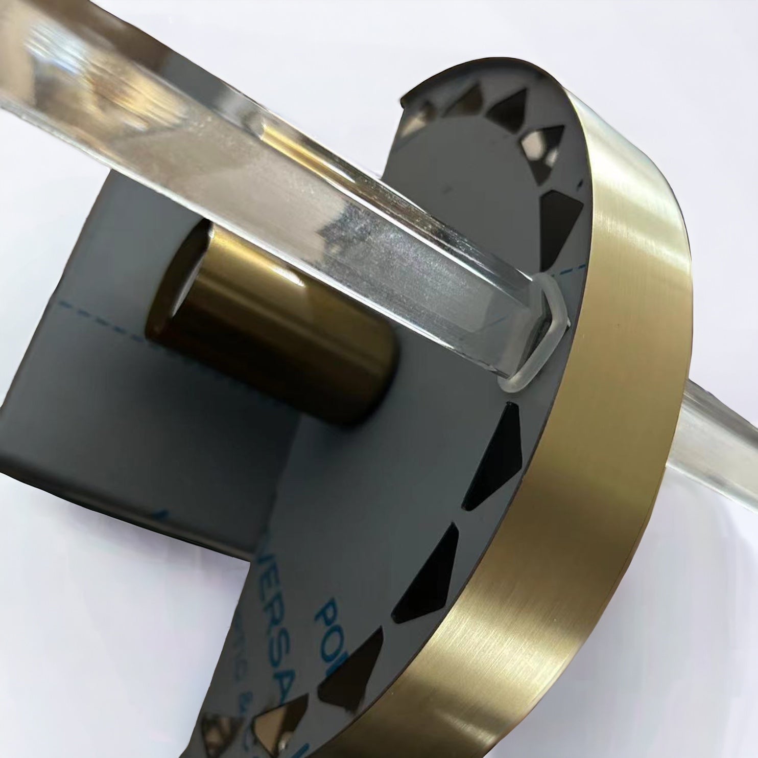 BowLift | GoldenGleam – Elegant Gold Wall Light with Warm Glow