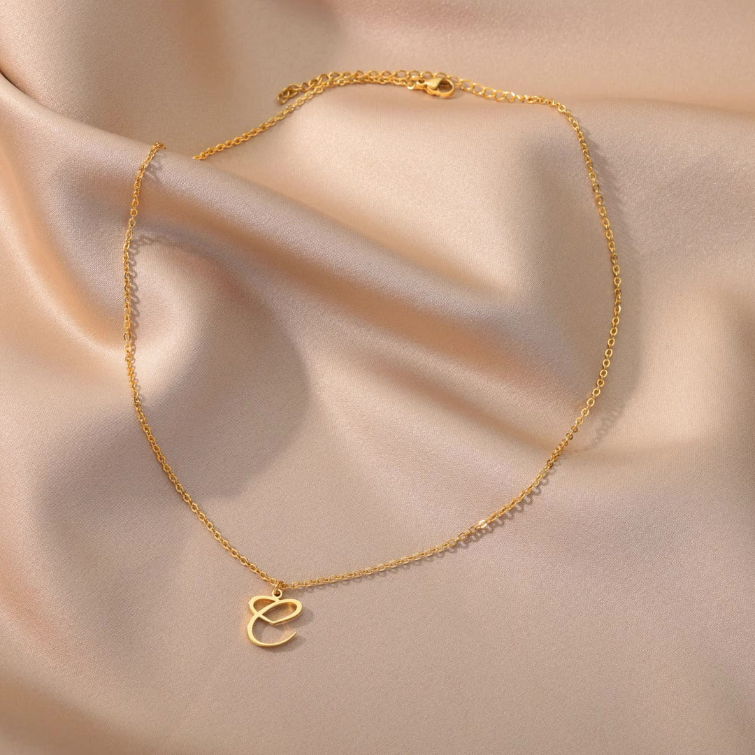 BowLift | Dainty Heart Letter Initial Necklace