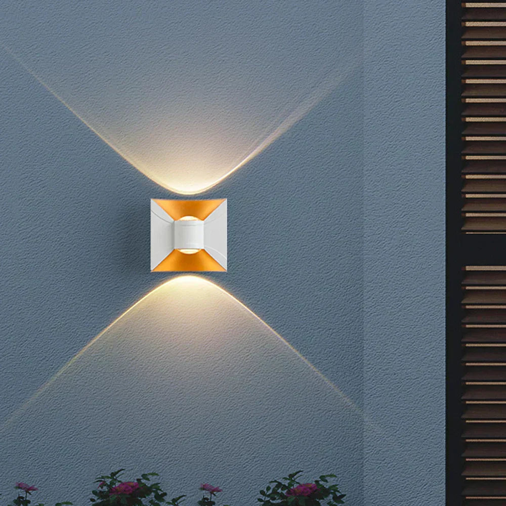 BowLift | Light guard in front of your door