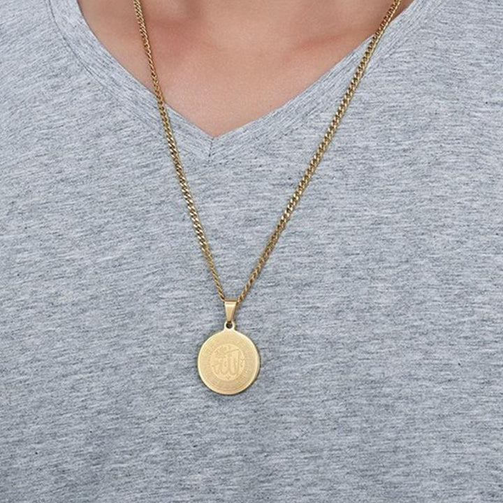 BowLift | Round Pendant Golden Necklace
