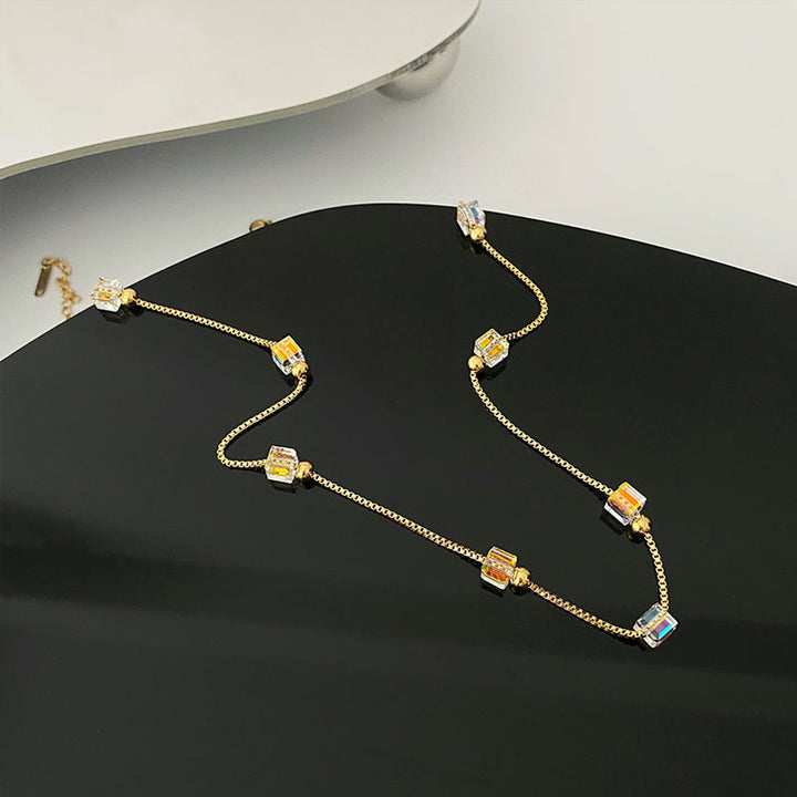 BowLift | Niche Design Crystal Bead Necklace