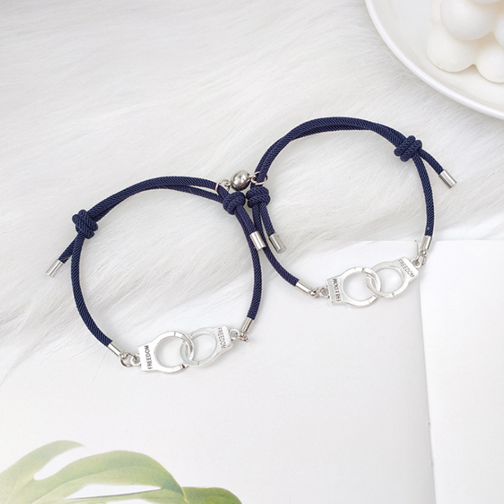 BowLift | Handcuff Bracelet