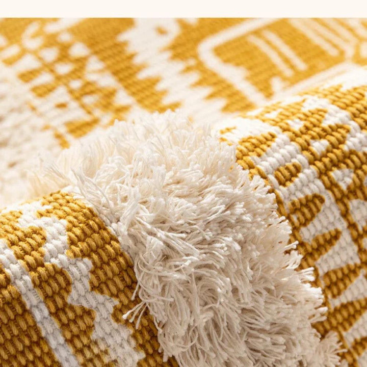 BowLift | Lustre Fringe Bohemian Rug