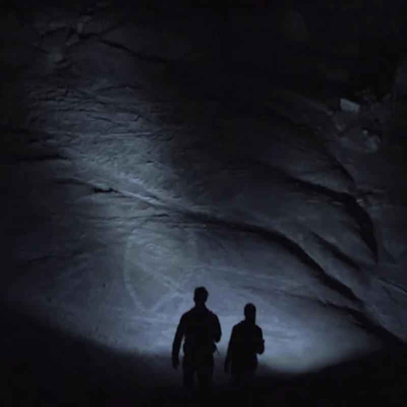 BowLift | 4-core Powerful LED Flashlight