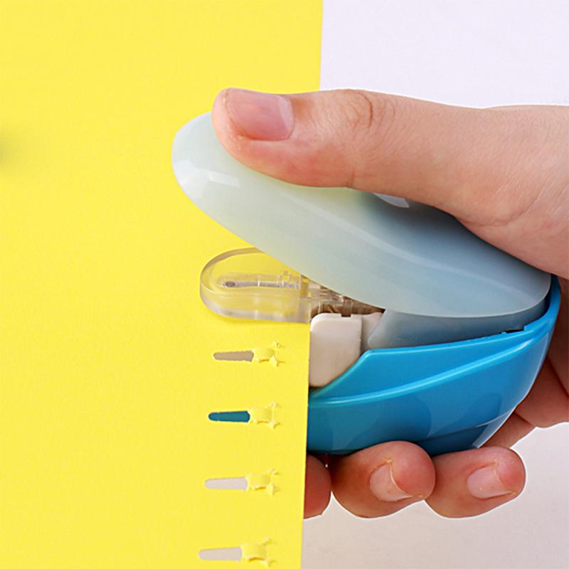 BowLift | Mini portable stapler