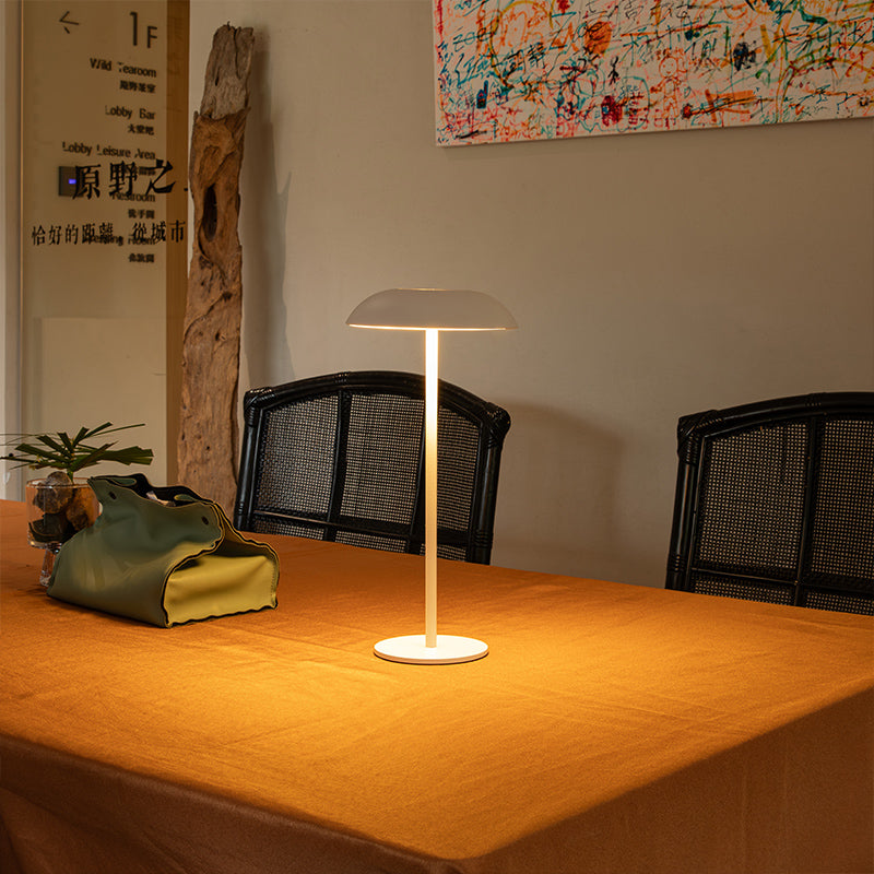 BowLift | Iron Elegance Lamp