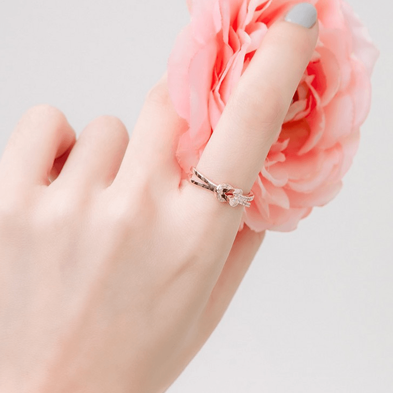 BowLift | Friendship Love Knot Ring