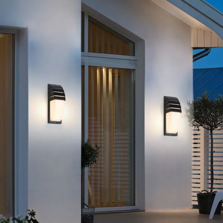 BowLift | Outdoor Wall Lamp With Sensor