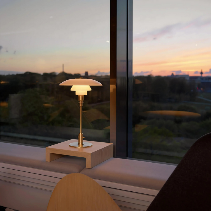 BowLift | Lumière Serein - Elegant Metal Table Lamp