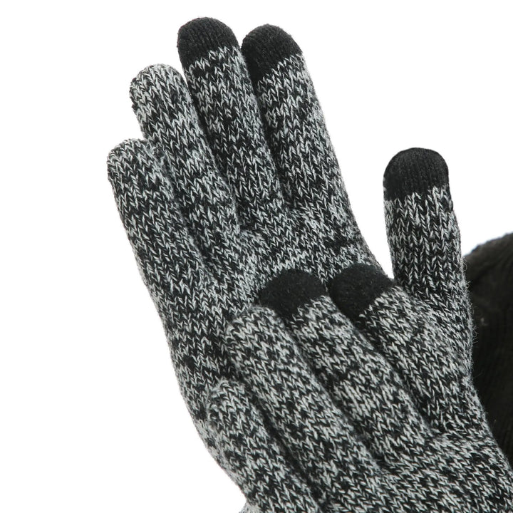 ArcticStyle – Trendy Winter Set with Beanie and Gloves Bowlift