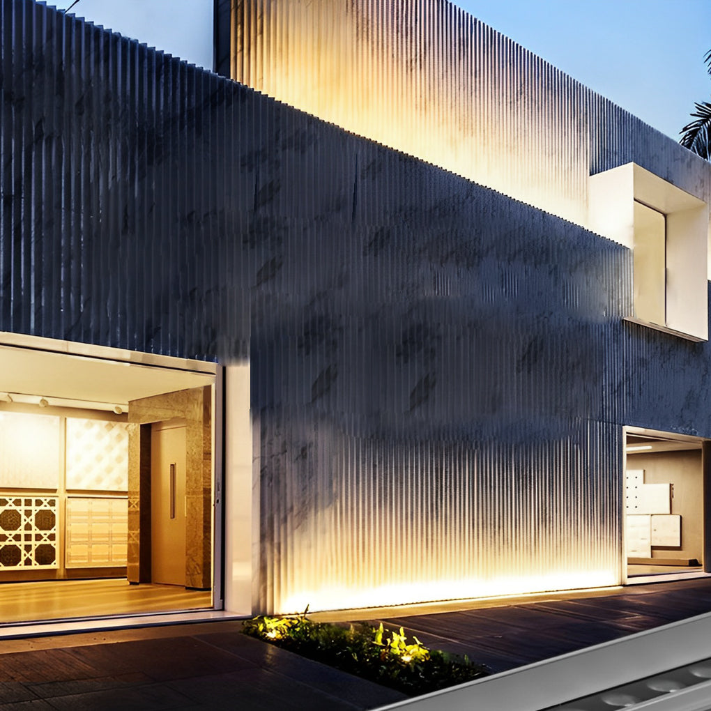 BowLift | Modern LED Lamp for Facade Lighting with Directional Light