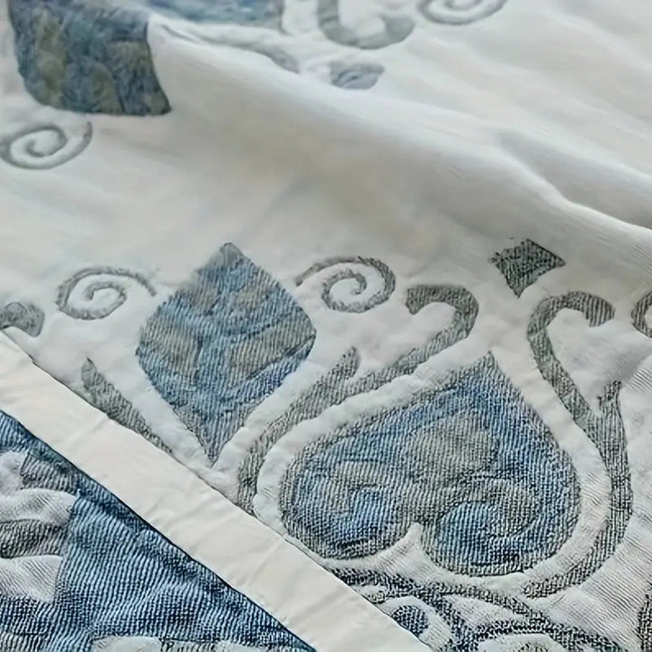 BowLift | Lunara Floral Cotton Comfort Blanket