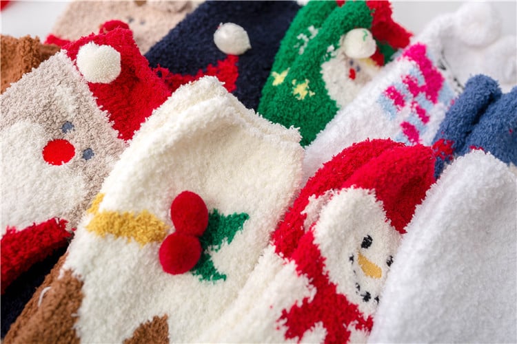 BowLift | Christmas socks in gift box design | Plush house & cuddle socks | Universal size