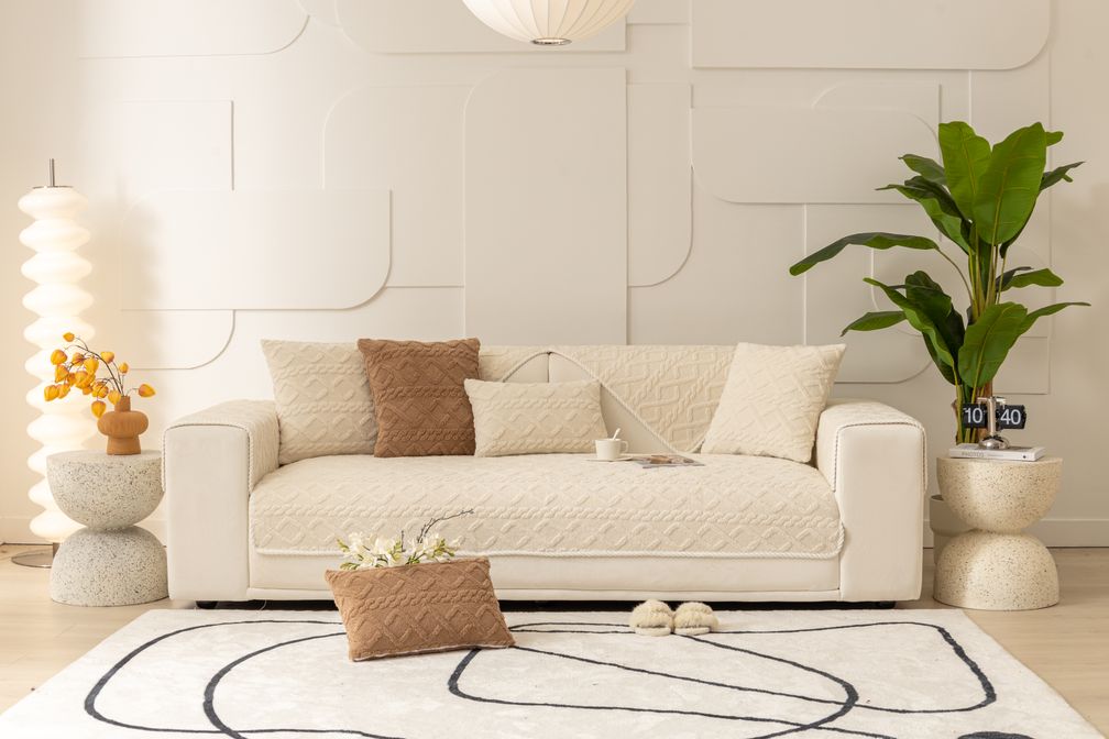 BowLift | Classic One-Piece Sofa Slipcover