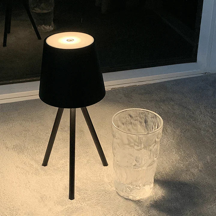 BowLift | Nordic tripod table lamp - Stylish wireless LED night light