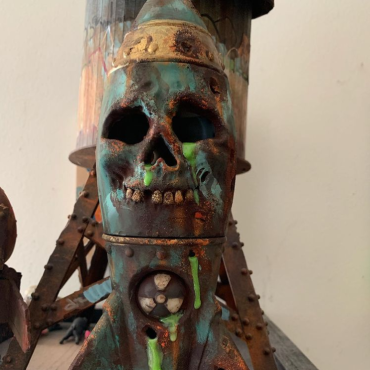 BowLift | The Skull Bomb - Small Nuclear Warhead Decor