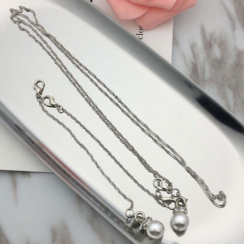Elegant Necklace with Pearl Pendants Bowlift