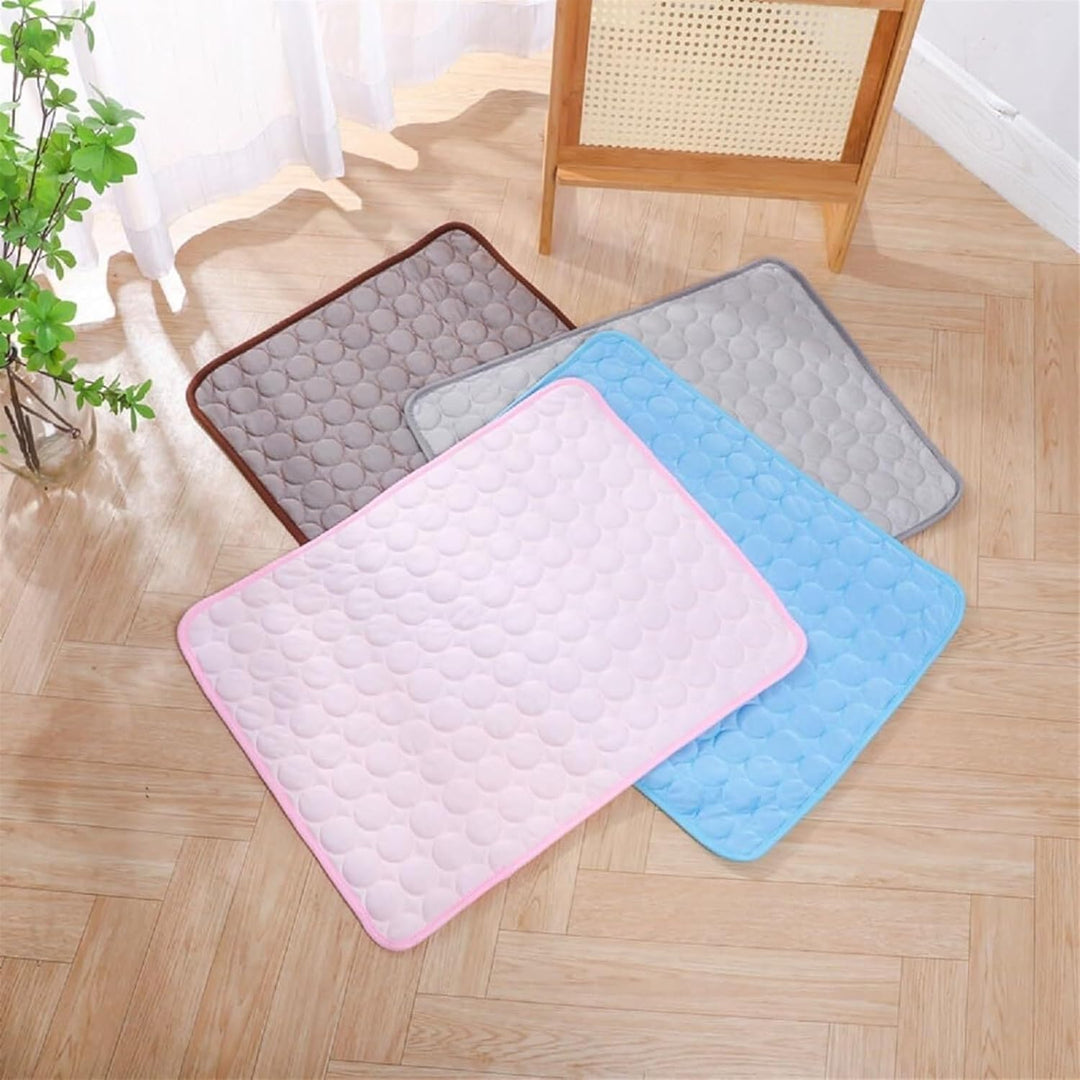 BowLift | Extra-Large Dog Cooling Mat for Summer Comfort