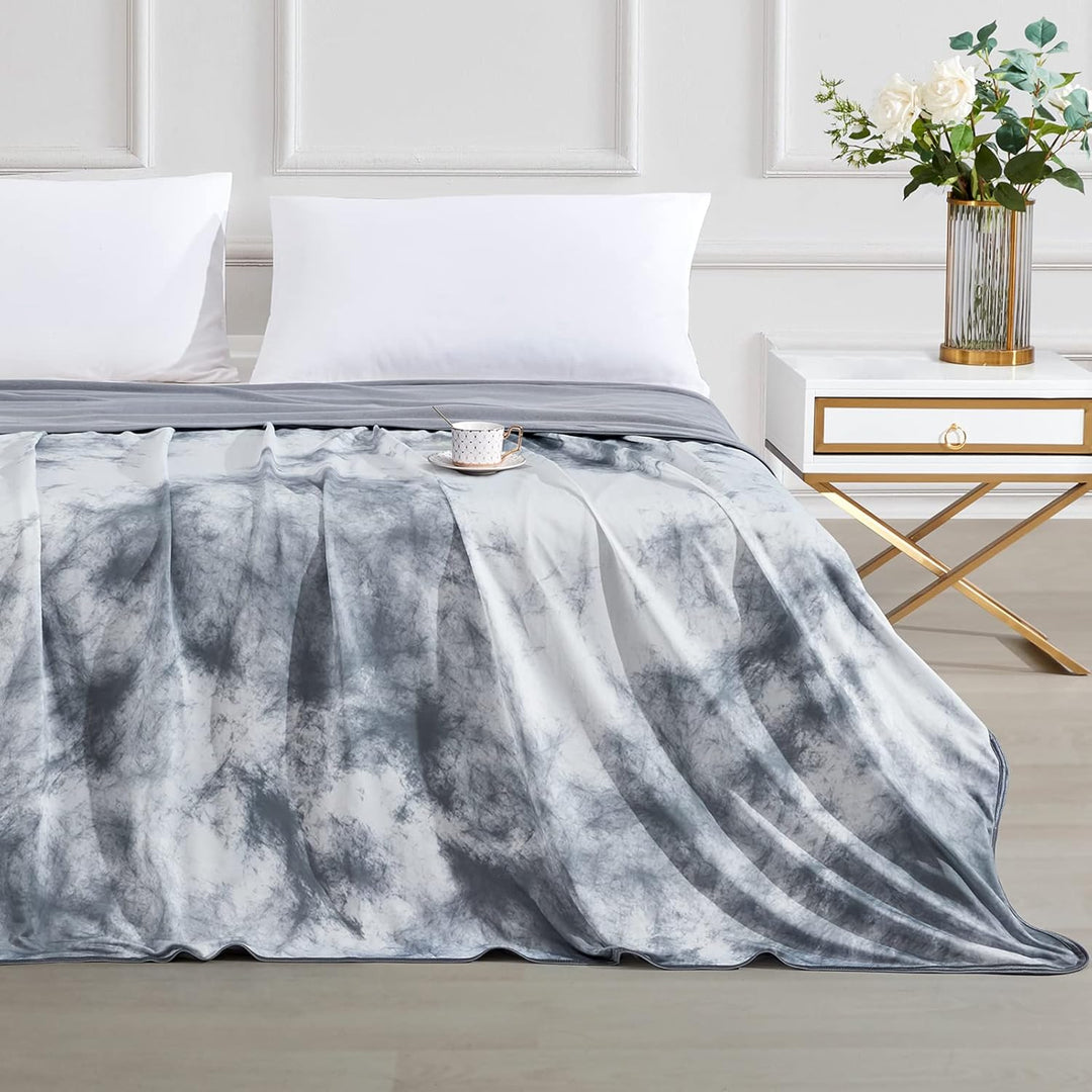 Tie-Dye Cooling Blanket – Q-Max > 0.5, Double-Sided & Stylish Color Gray | Bowlift